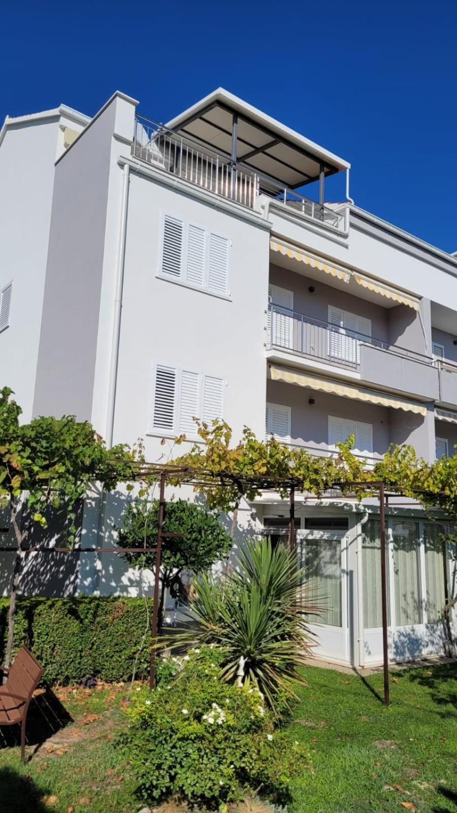 Sunshine Apartments Подстрана Экстерьер фото